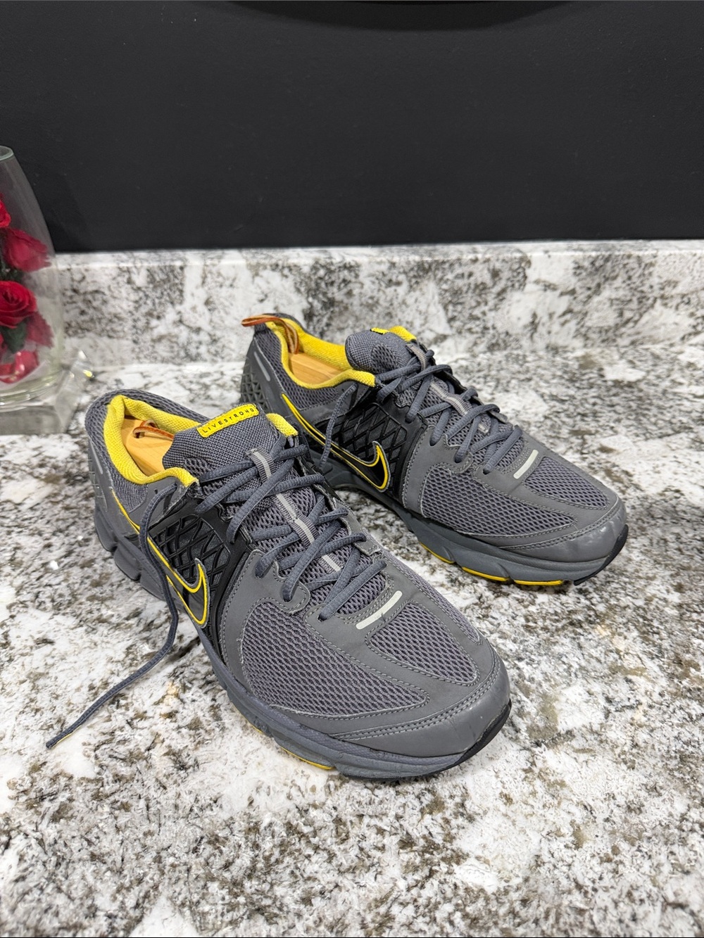 Nike Men's Grey and Yellow Running Sneakers